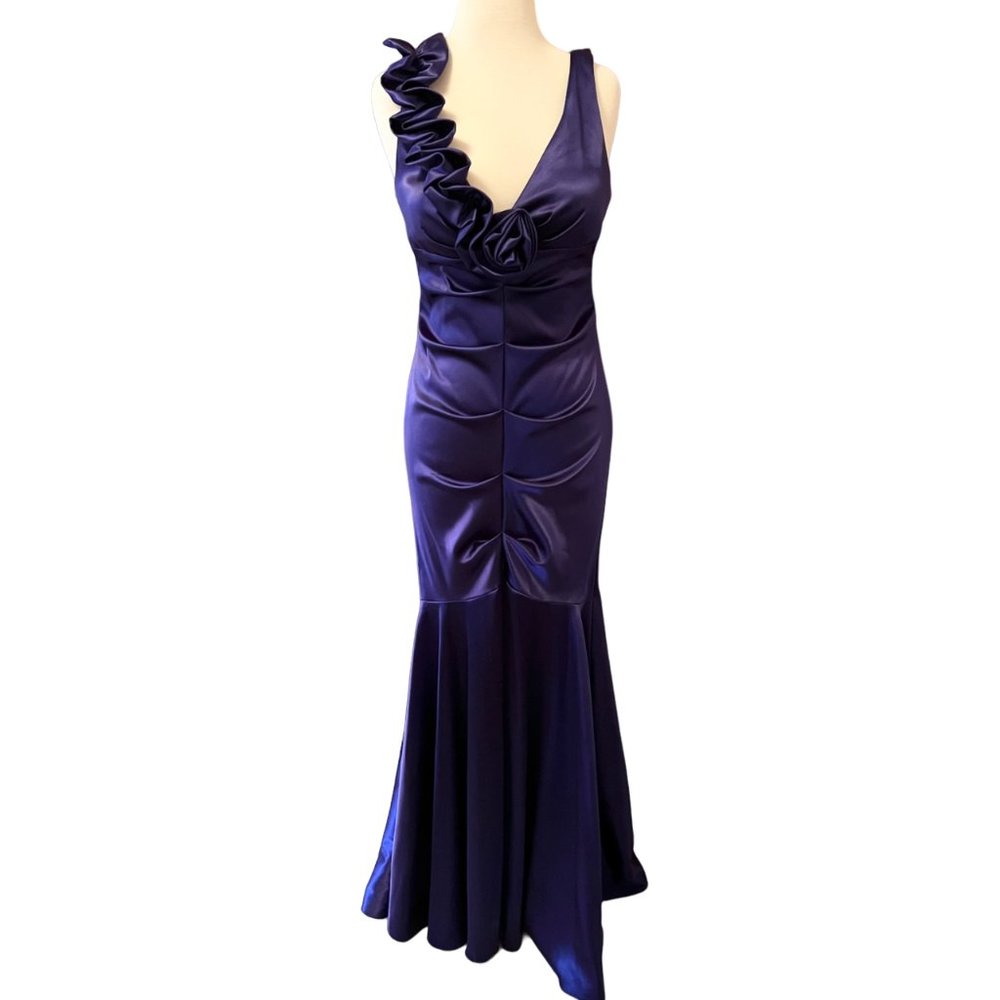 Xscape Size 10 Purple Formal Long Gown NWT